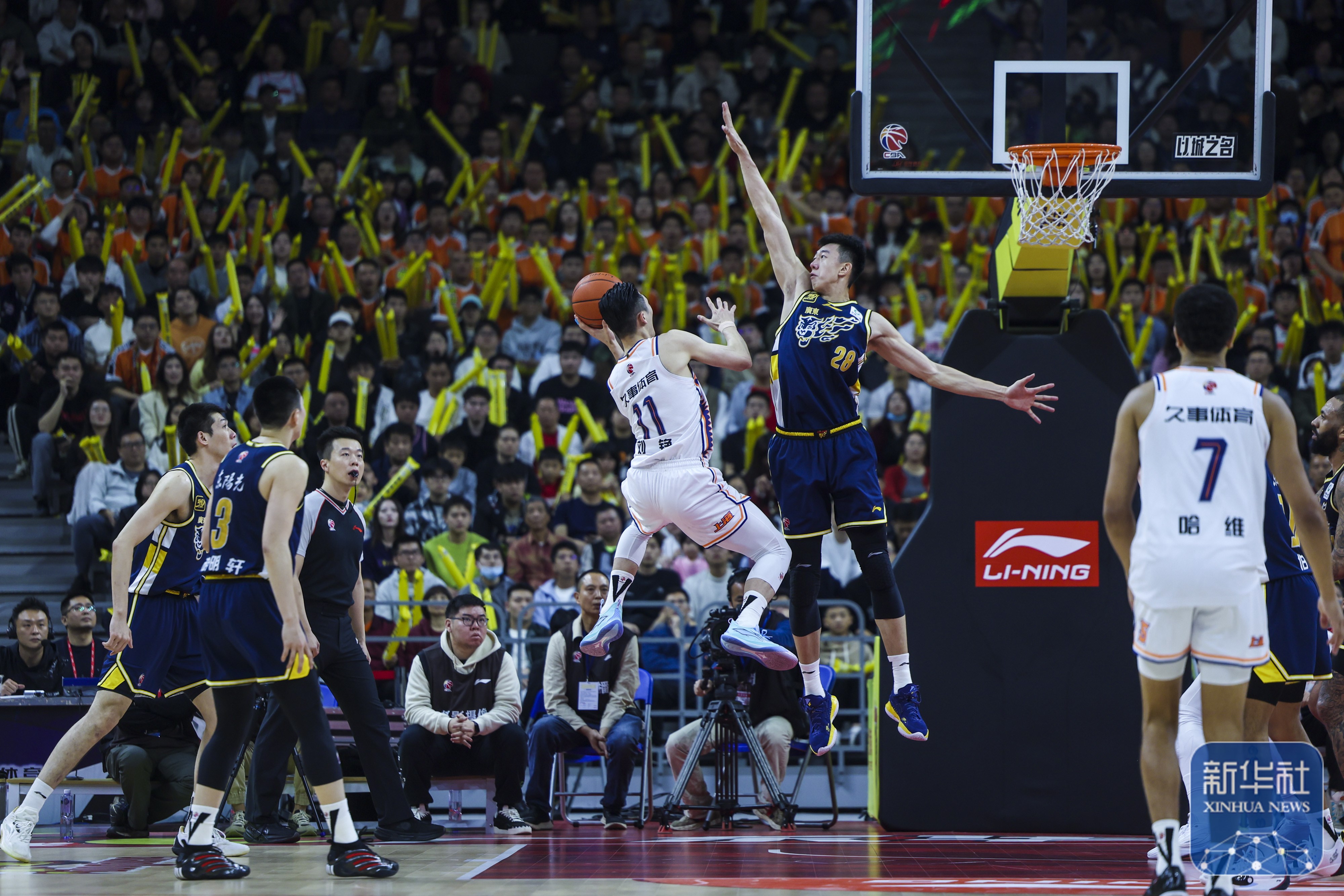 广东队全场碾压CBA季后赛，如同剧本杀再现，破门的简单介绍