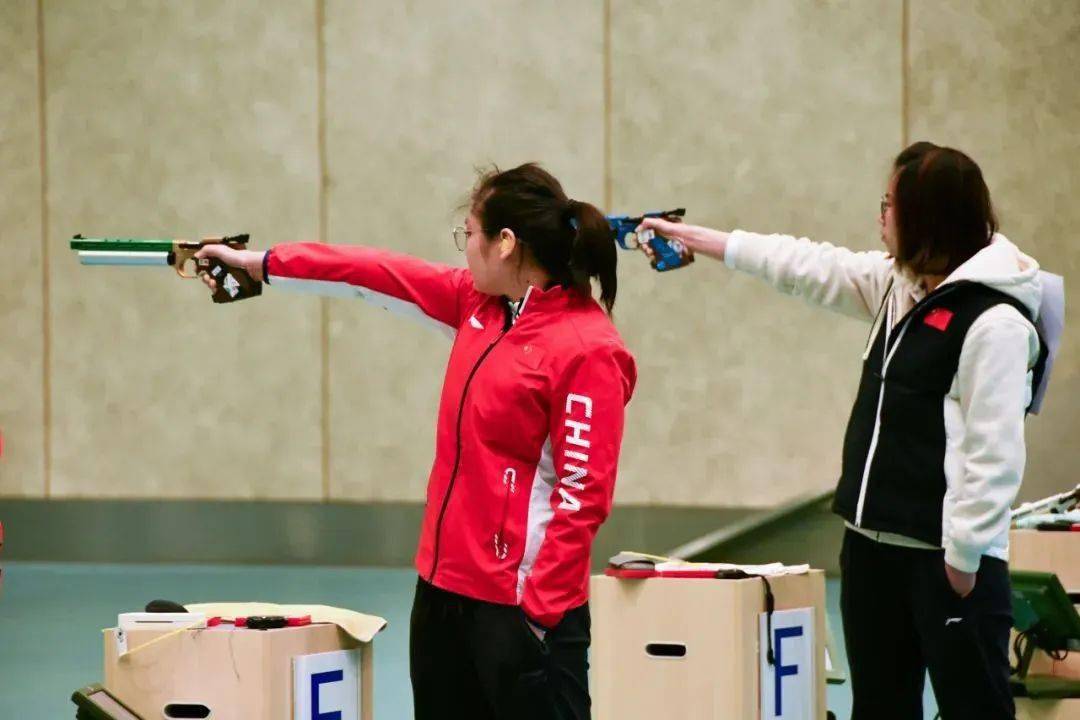 泰国射击选手获得女子射击金牌