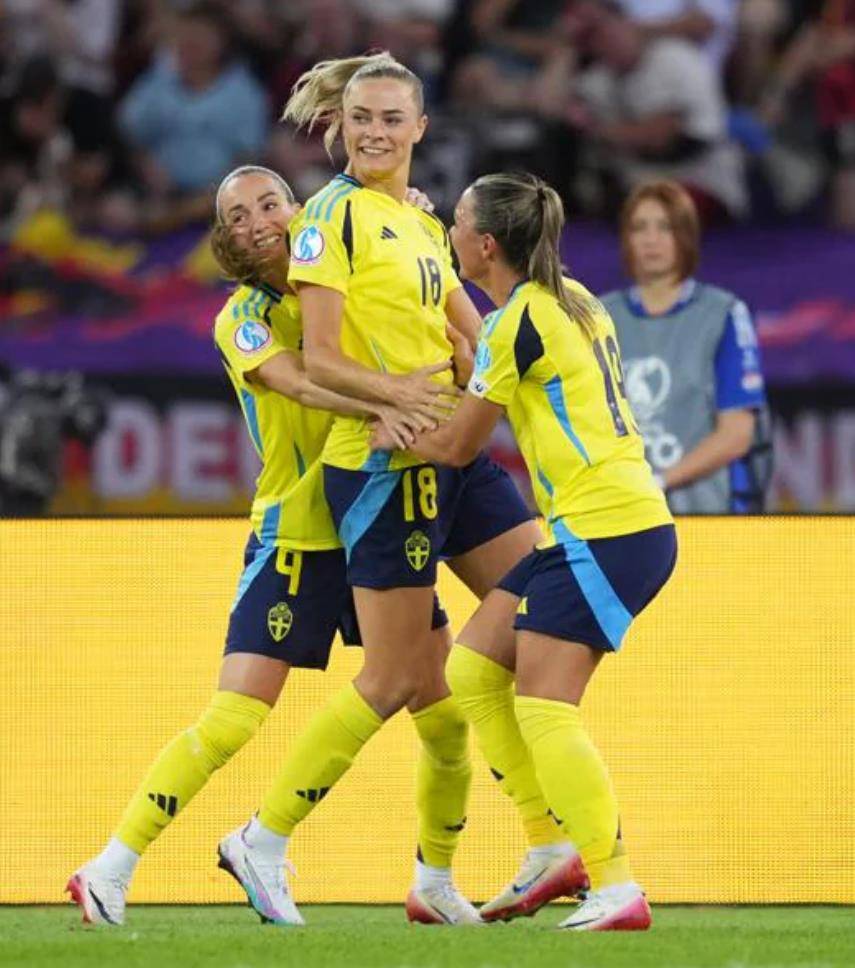 包含瑞典击败爱沙尼亚:欧洲杯预选赛呼风唤雨的词条 包含瑞典击败爱沙尼亚:欧洲杯预选赛呼风唤雨的词条