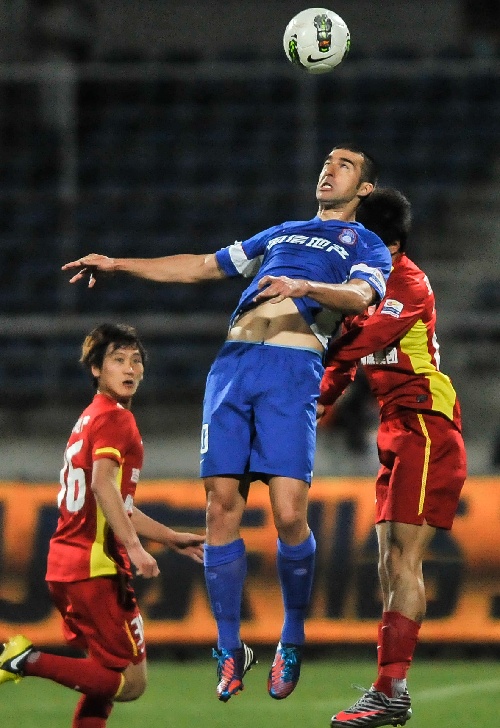 江苏舜天球员体能下降，逐渐被对手压制