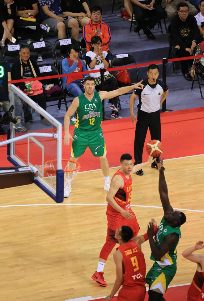 关于姚明签署合作协议,将篮球推广活动拓展至海外市场的信息 关于姚明签署合作协议,将篮球推广活动拓展至海外市场的信息