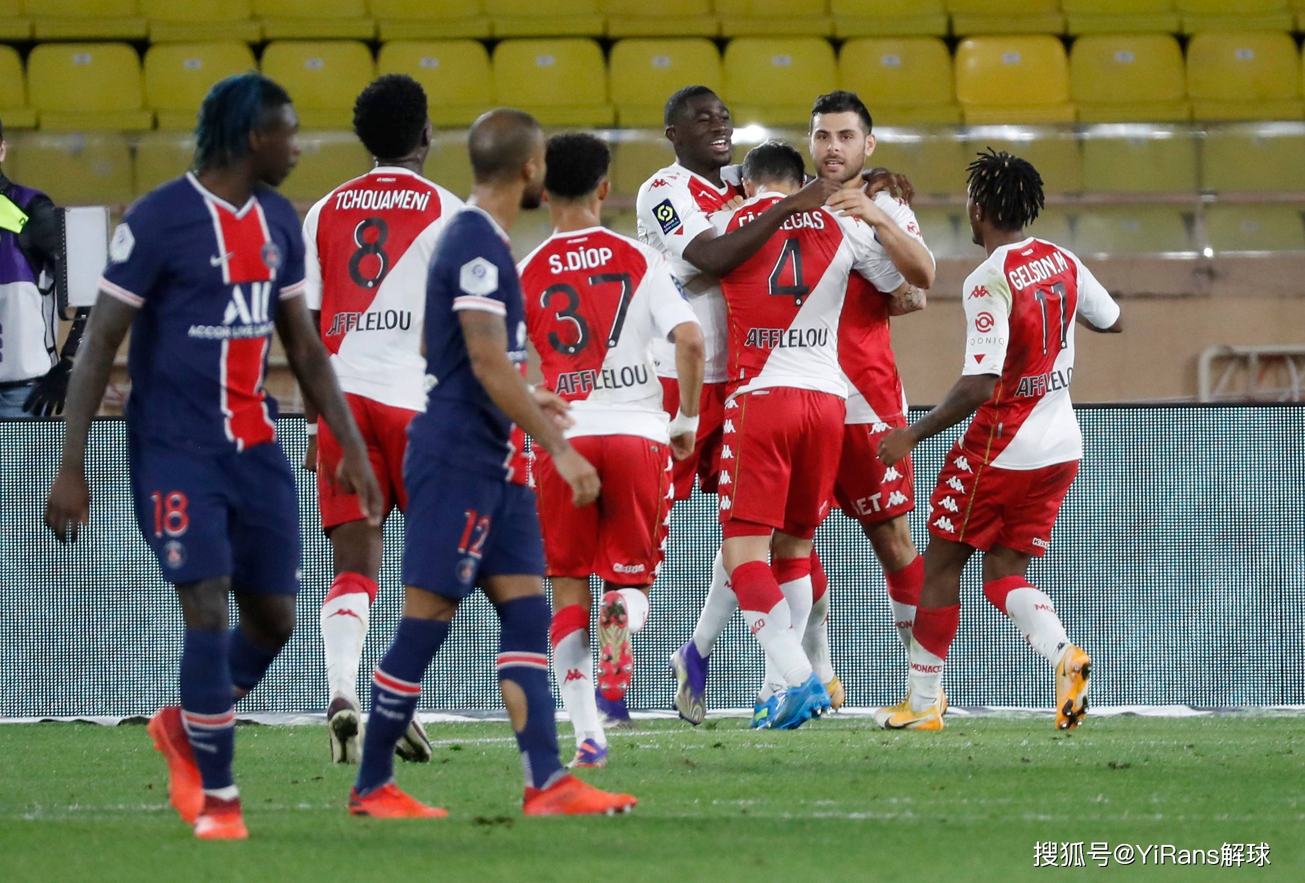 巴黎圣日耳曼客场不敌里尔，法甲领跑优势受挑战